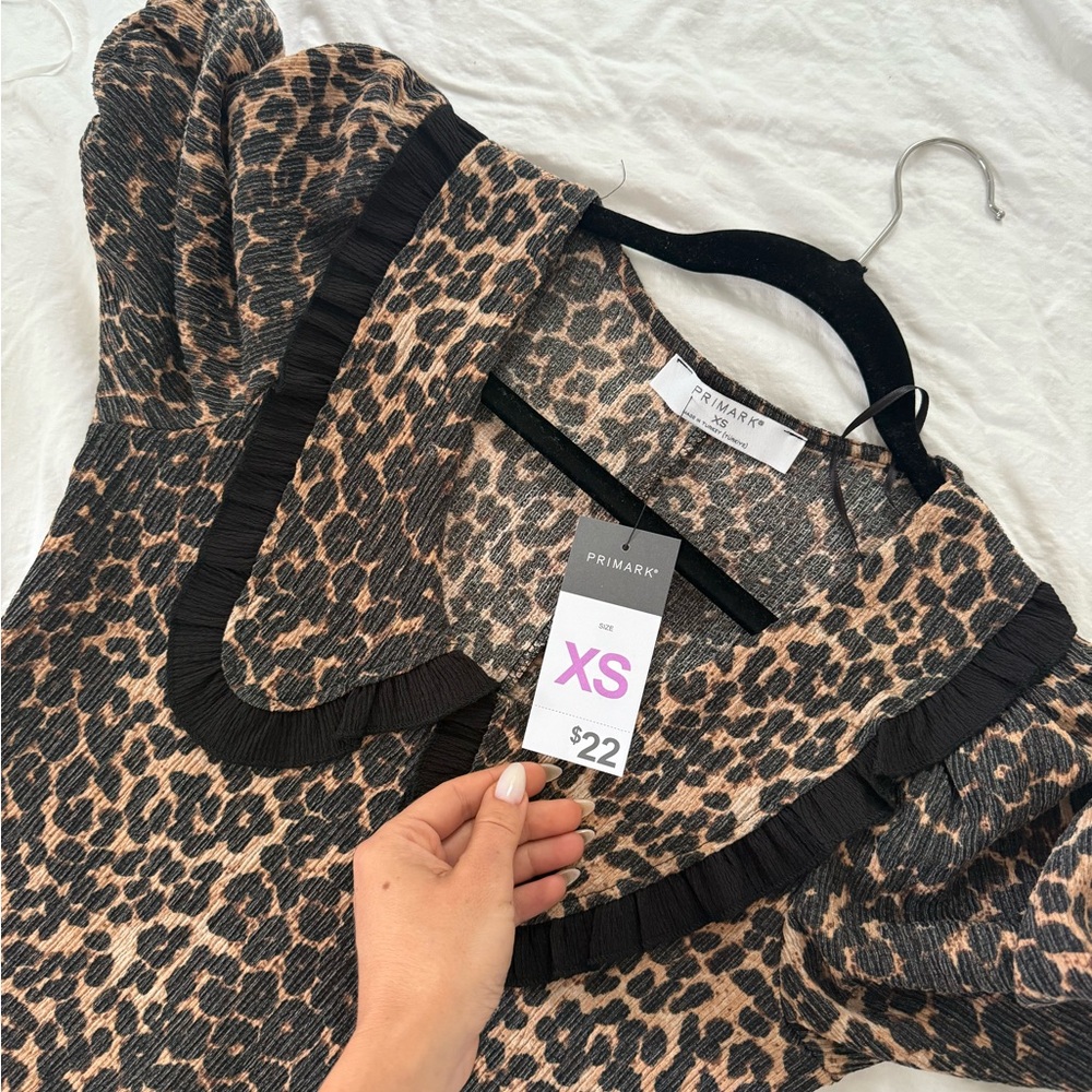 Primark Leopard Pattern Dress with Black Accents - Picture 2 of 2
